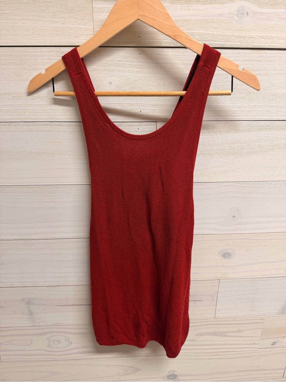 Banana Republic Ribbed Sleeveless Tank Top - Deep Red